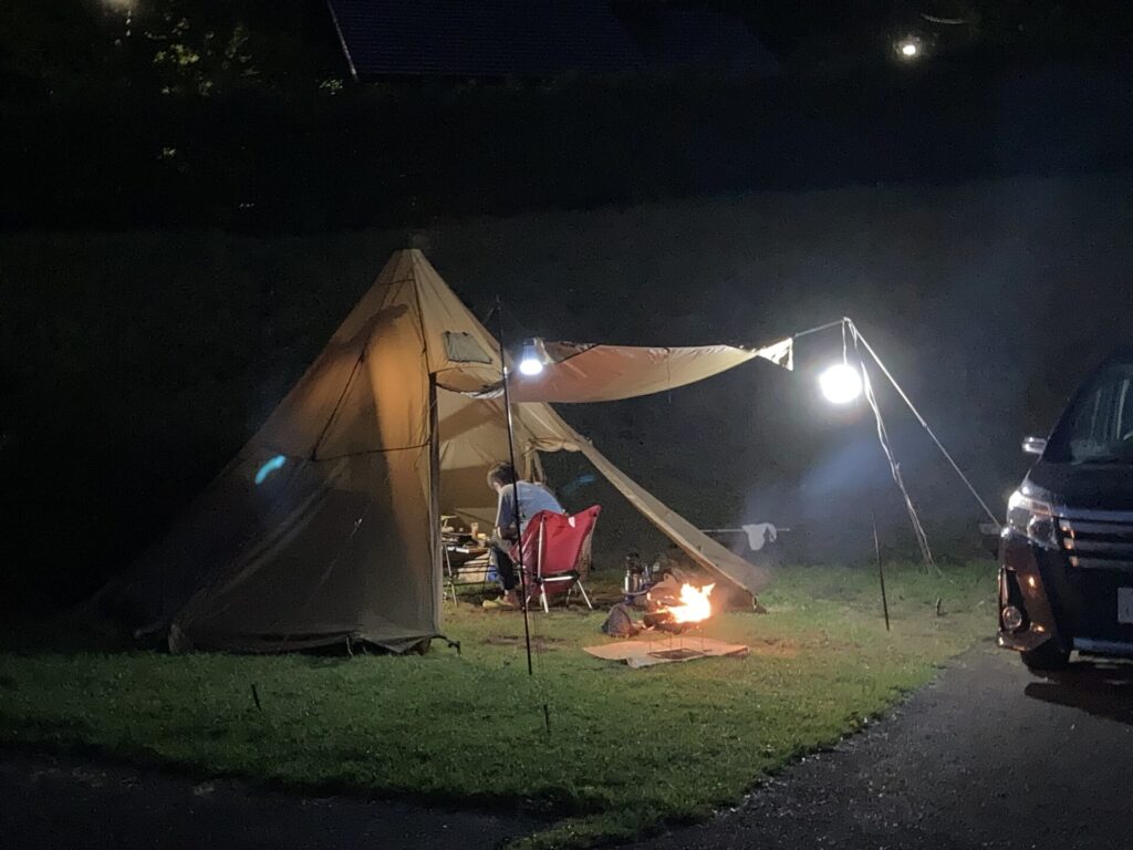 夜間　テント状況